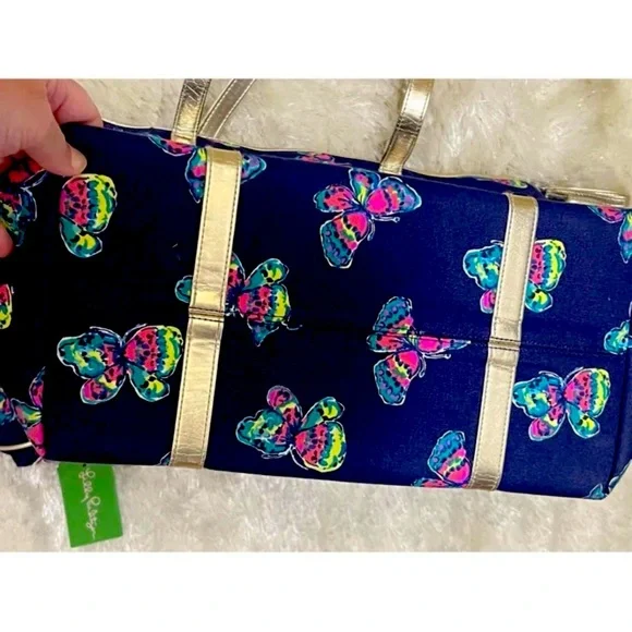 LILLY PULITZER GRAIL SET I'VE GOT BUTTERFLIES TOTE AND SMALL ACCESSORY BAG - Picture 6 of 7